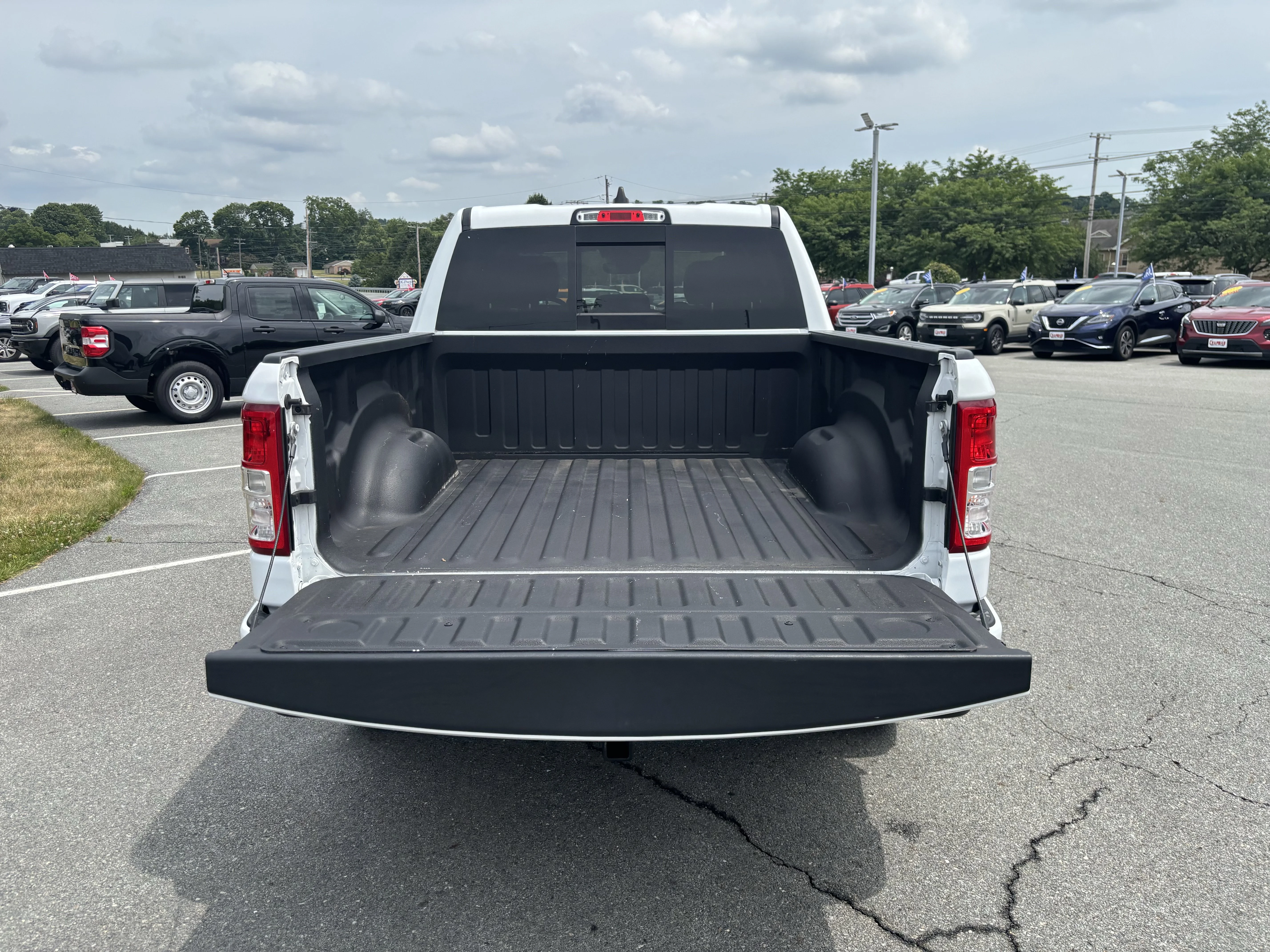 Used 2022 Bright White Clearcoat Ram Big Horn/Lone Star image 40