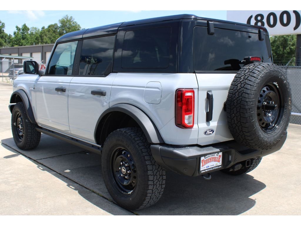 New 2026 Avalanche Gray Ford Big Bend image 16