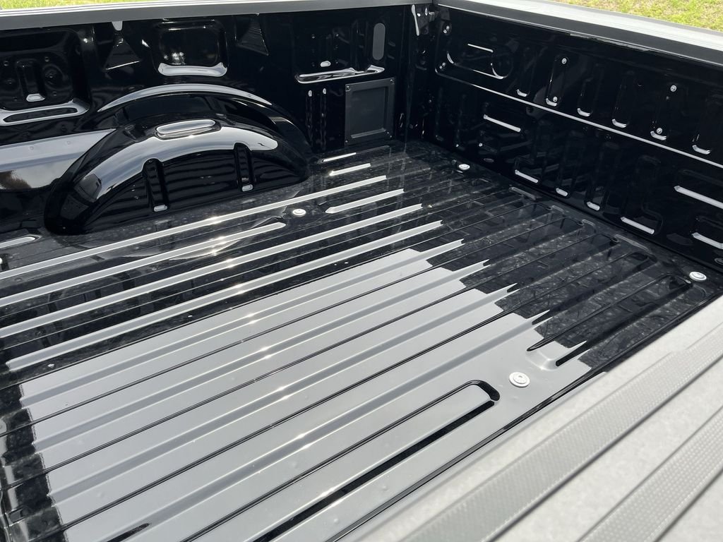 New 2026 Agate Black Metallic Ford XLT image 23
