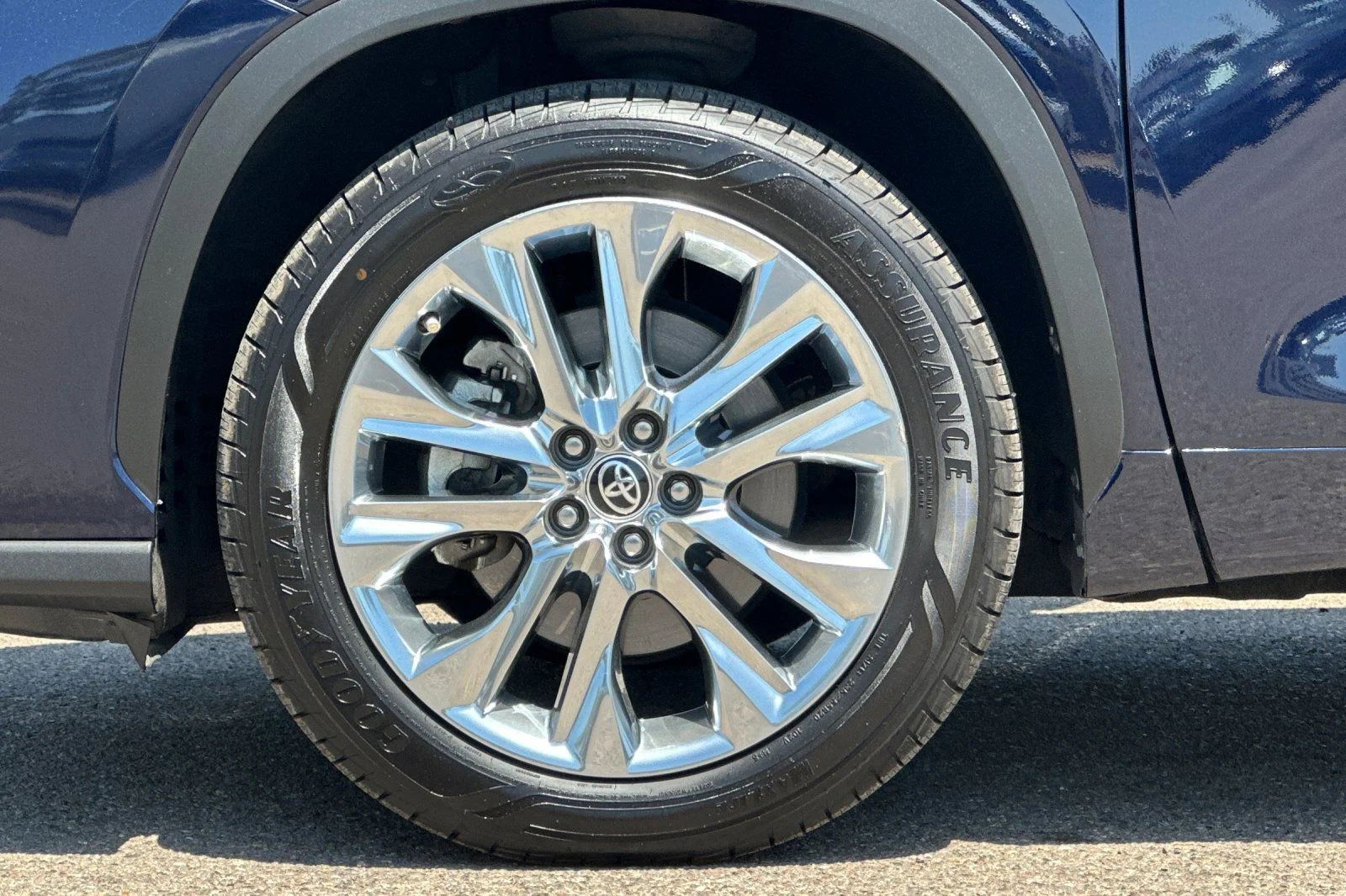 Used 2020 Blue Toyota Limited image 27