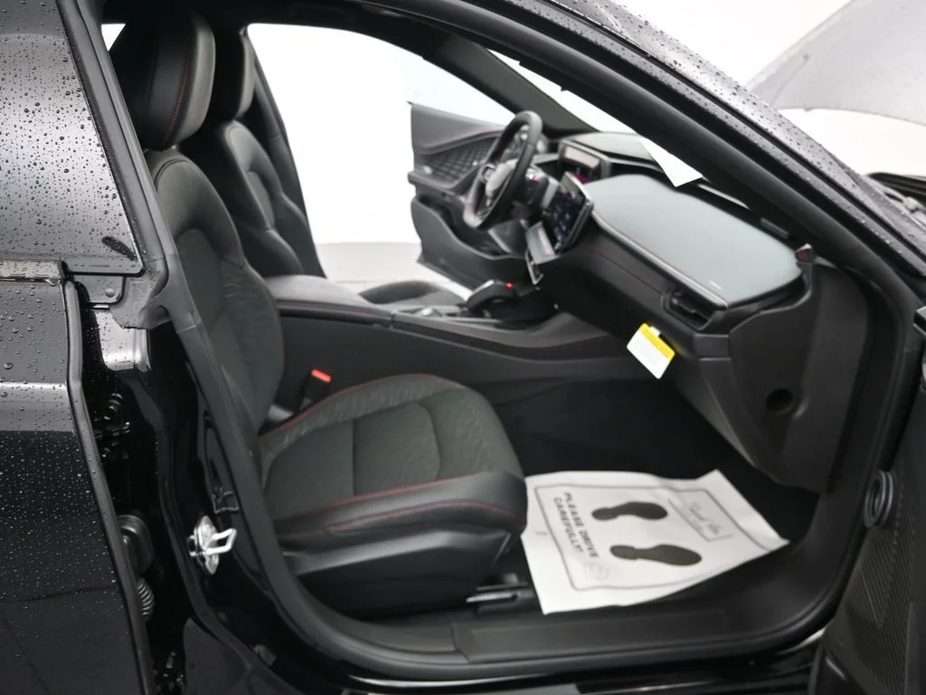 New 2026 Diamond Black Crystal Pearlcoat Dodge R/T image 14