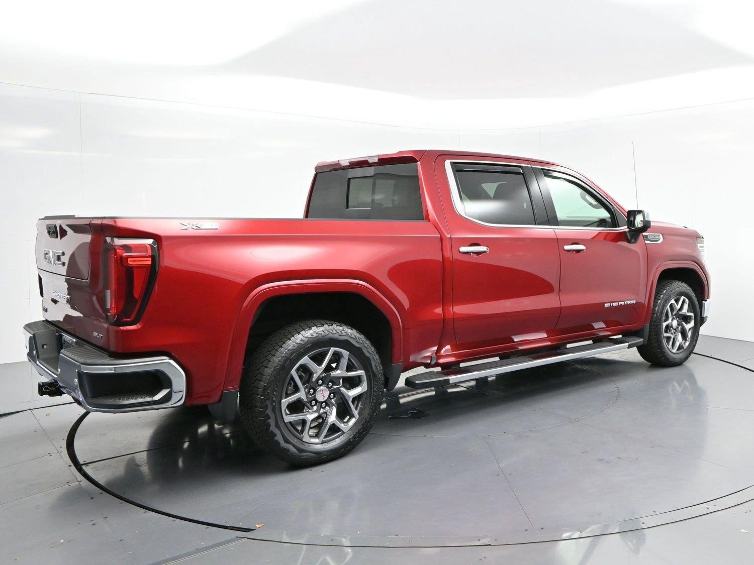 Used 2026 Volcanic Red Tintcoat GMC SLT image 7