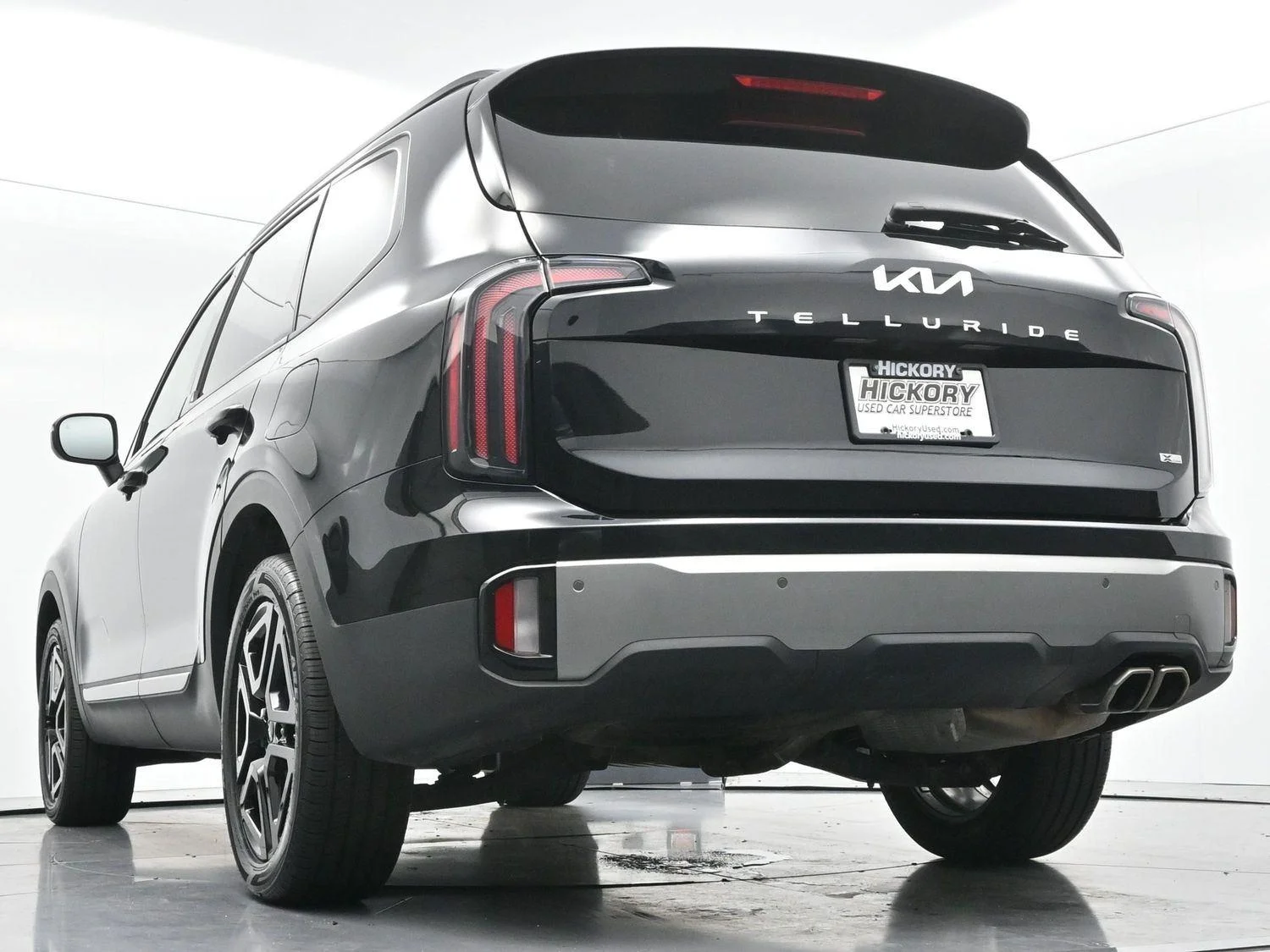Used 2023 Ebony Black Kia EX X-Line image 47