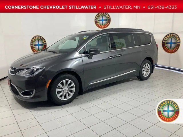 2017 Chrysler Pacifica Touring L