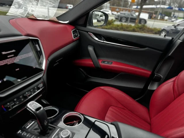 2021 Maserati Ghibli S GranLusso - Photo 18