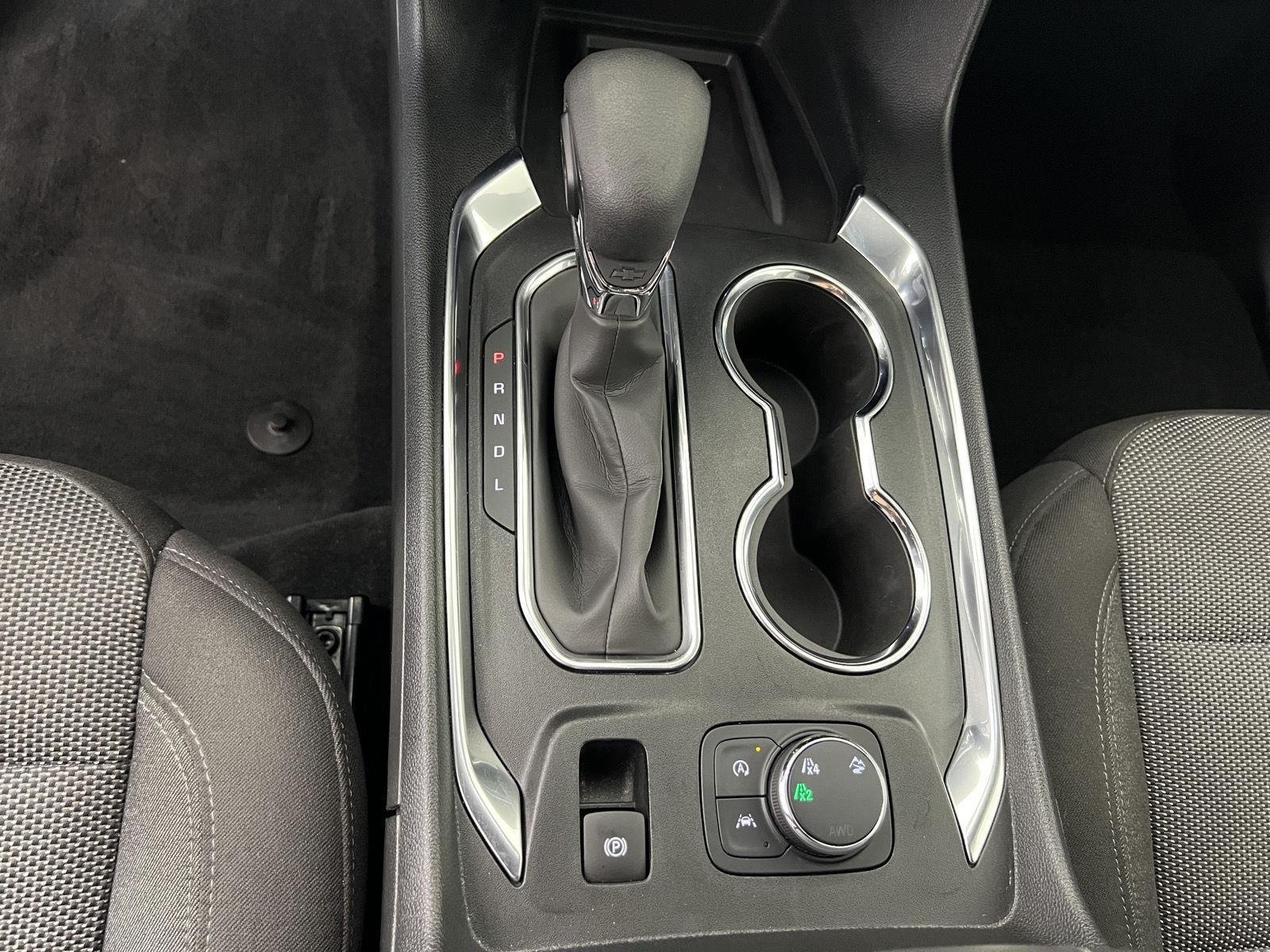 Used 2023 Sterling Gray Metallic Chevrolet LT Cloth image 17