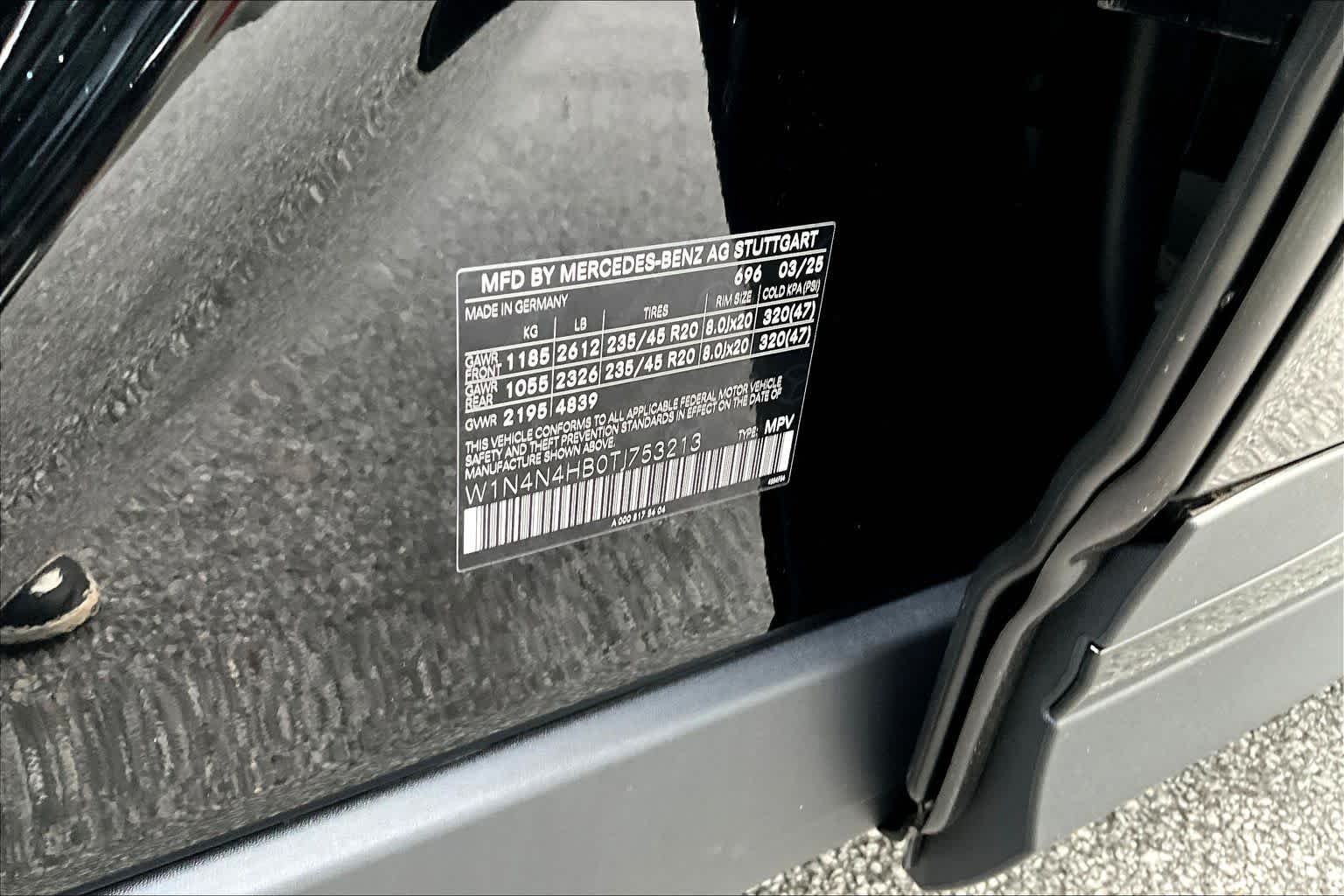Used 2026 Night Black Mercedes-Benz GLA 250 image 32