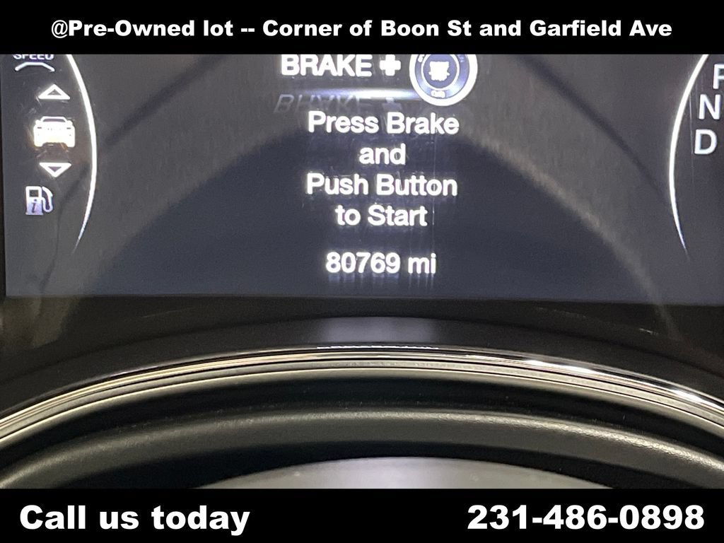 Used 2021  Jeep Laredo X image 21