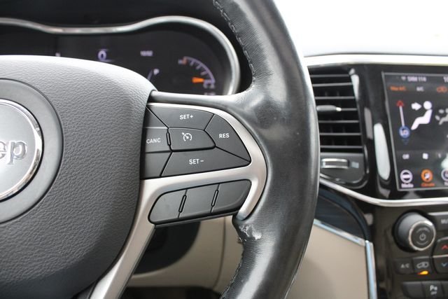 Certified Used 2020 Velvet Jeep Limited image 14