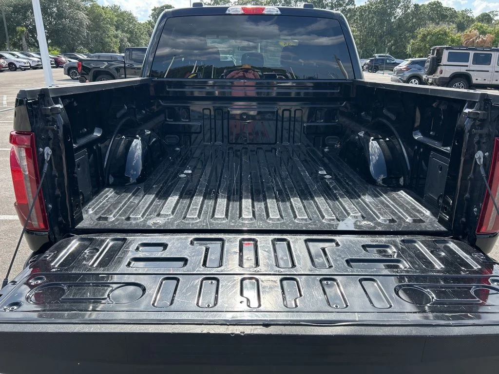 Used 2025 Black Ford XLT image 47