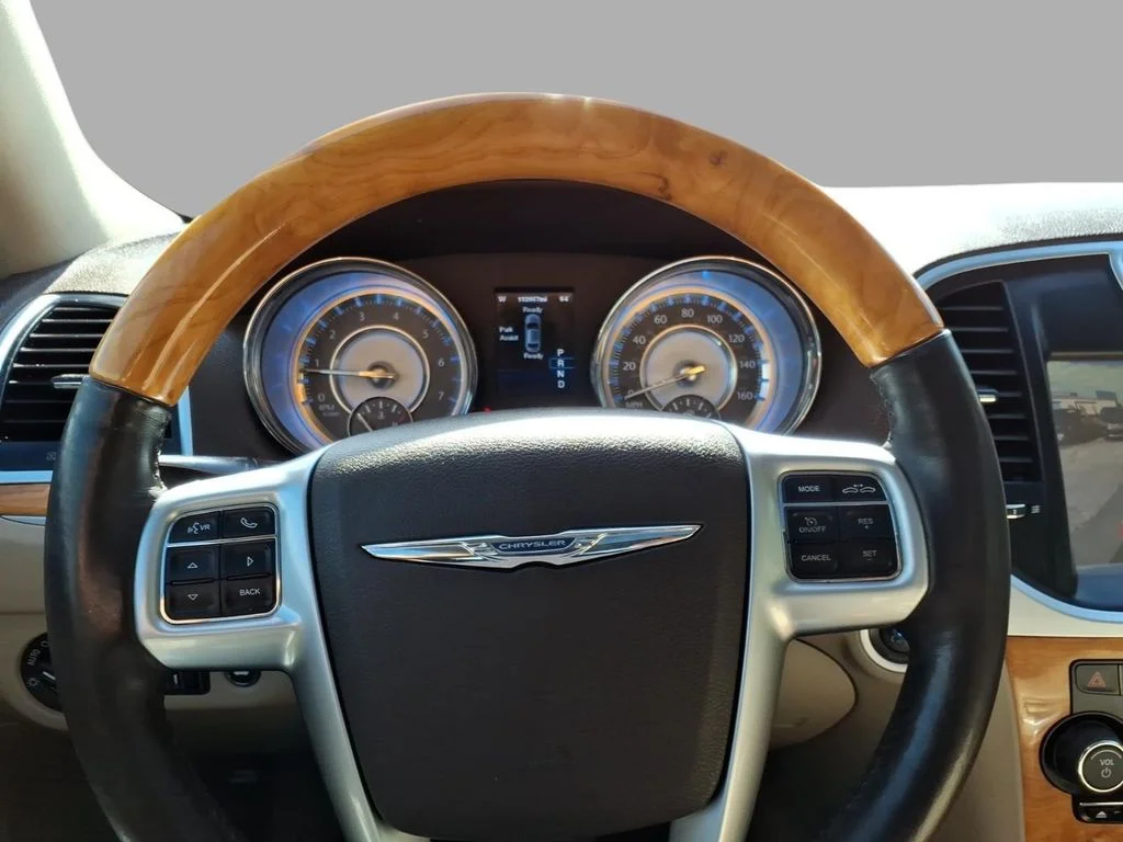 Used 2012 White Chrysler C image 27