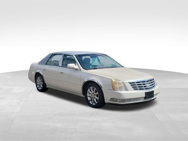 Used 2008 Cadillac DTS 1SB with VIN 1G6KD57Y98U150282 for sale in Fenton, MI
