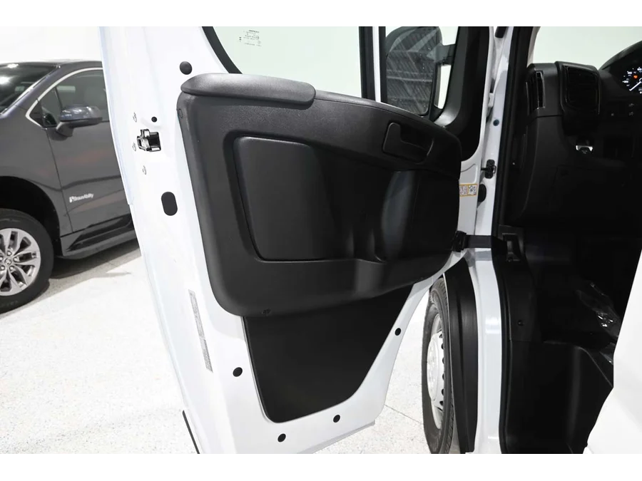 New 2025 WHITE Ram Tradesman image 35