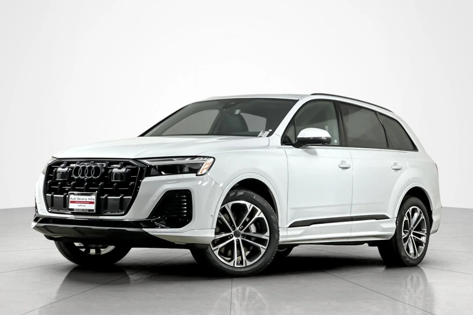 2026 Audi Q7 45 Premium Plus quattro Tiptronic's photo