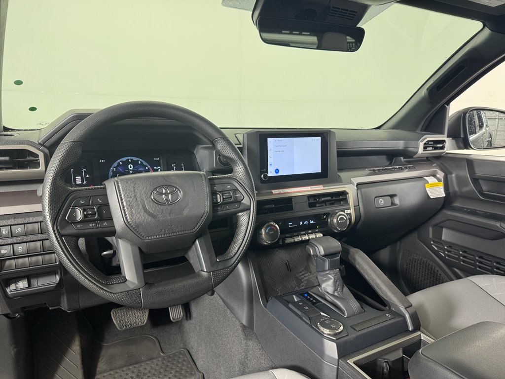 2025 Toyota Tacoma SR5 - Photo 20