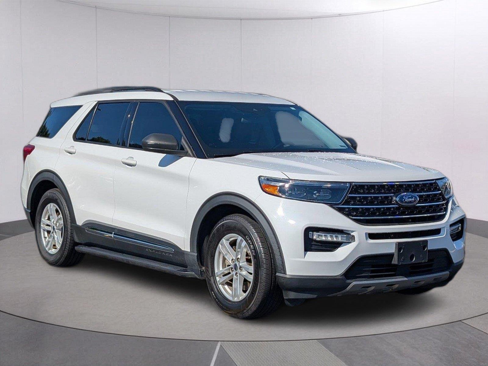 Used 2021 Oxford White Ford XLT image 9