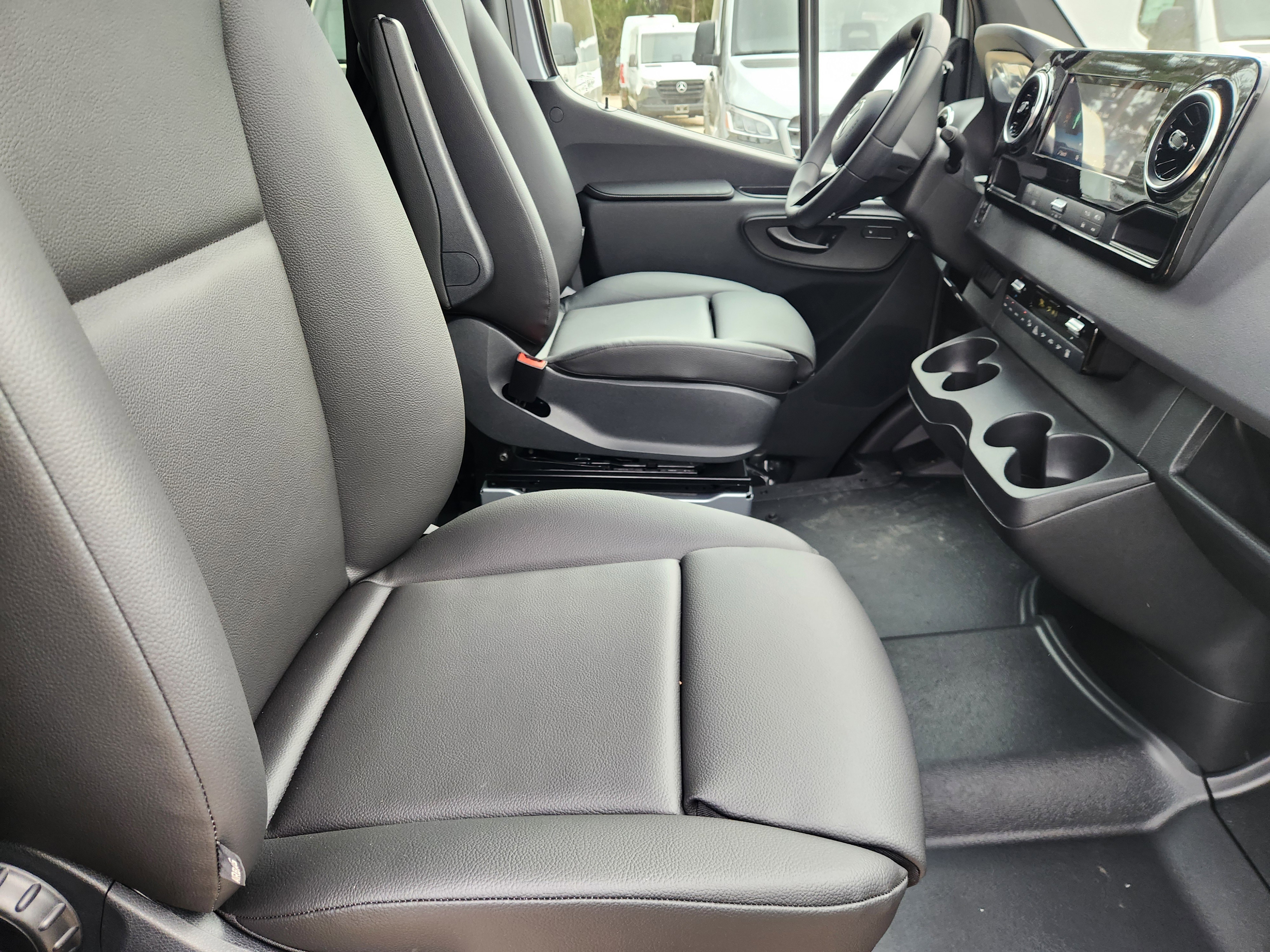 2025 Mercedes-Benz Sprinter Passenger Van Base - Photo 12