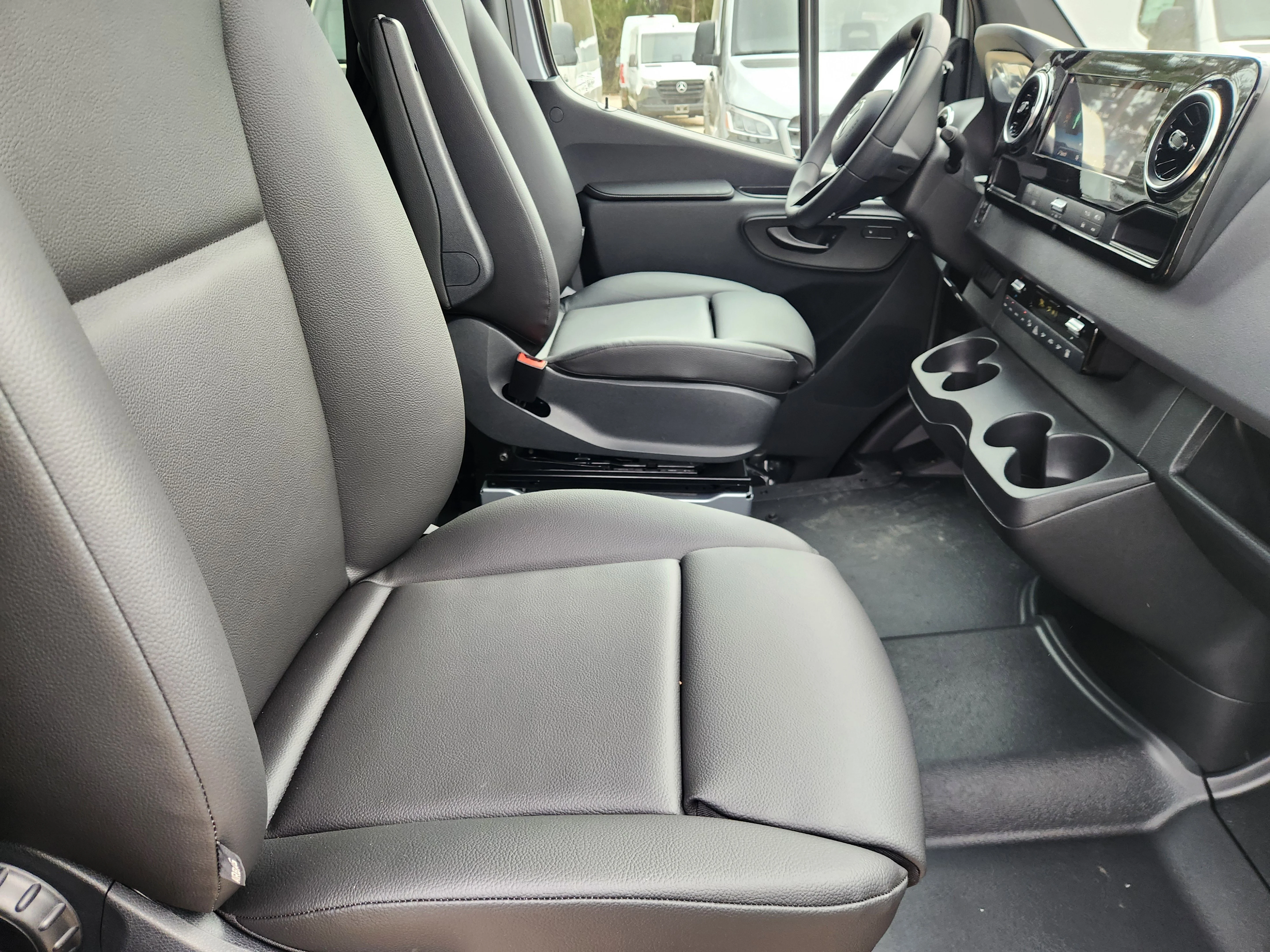 2025 Mercedes-Benz Sprinter Passenger Van Base - Photo 12