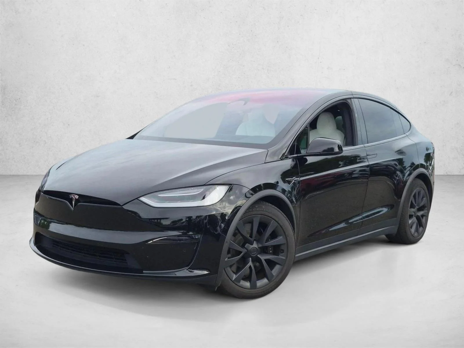 Used 2022 Black Tesla Plaid image 1