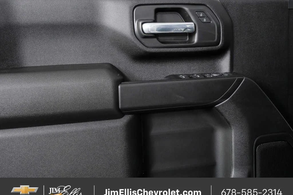 New 2026 Summit White Chevrolet Work Truck image 6