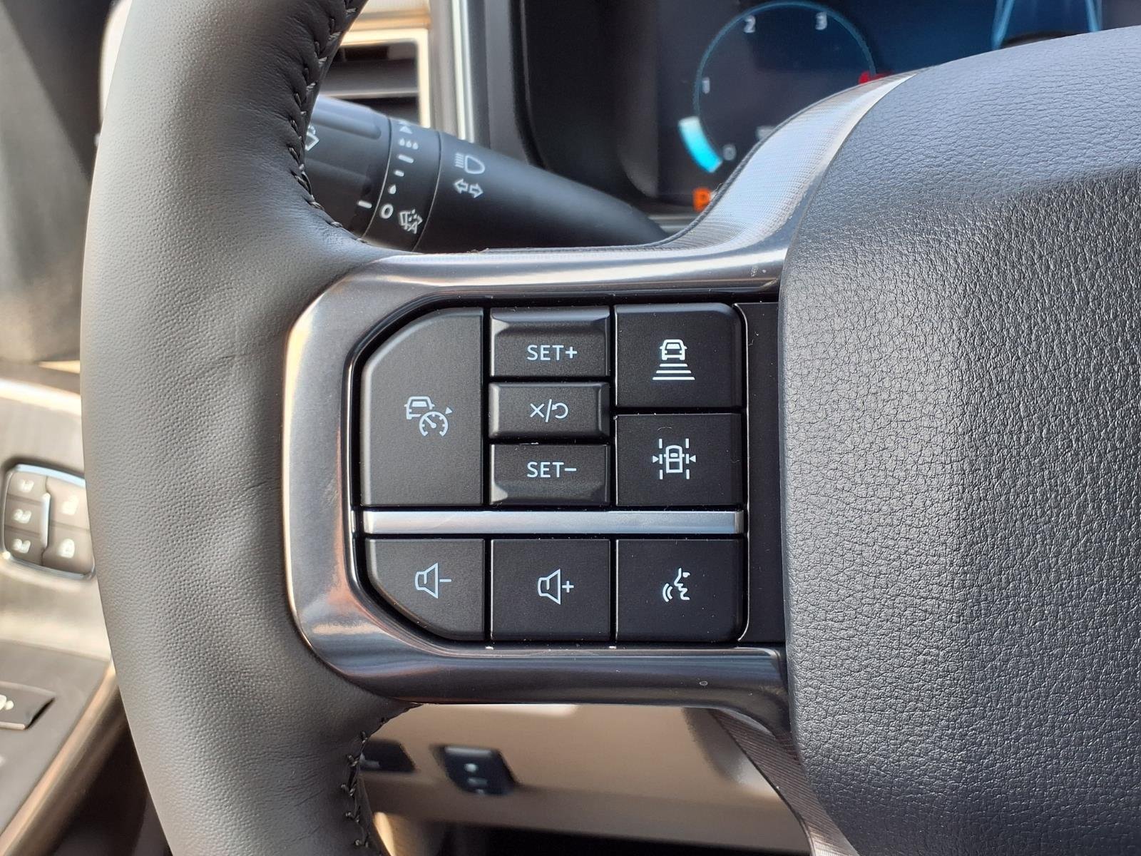 New 2026 Avalanche Ford F-250® Platinum® image 27