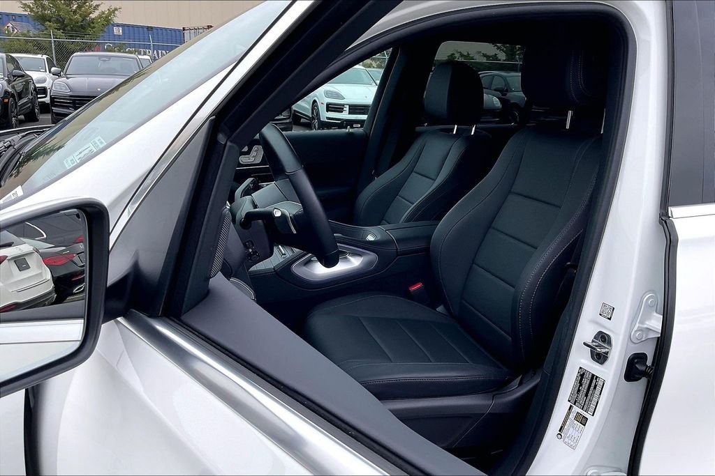 2025 Mercedes-Benz GLE GLE450 - Photo 17