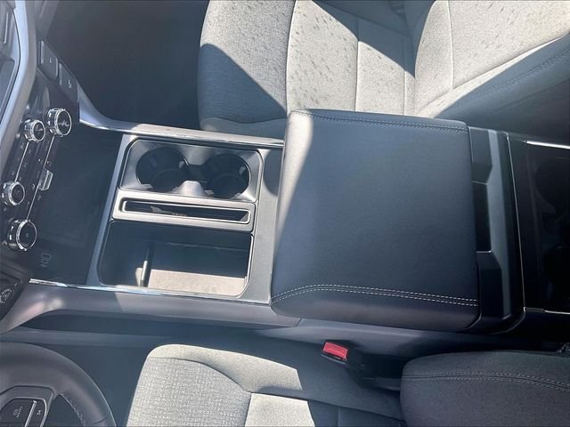 New 2026 Oxford White Ford XLT image 8