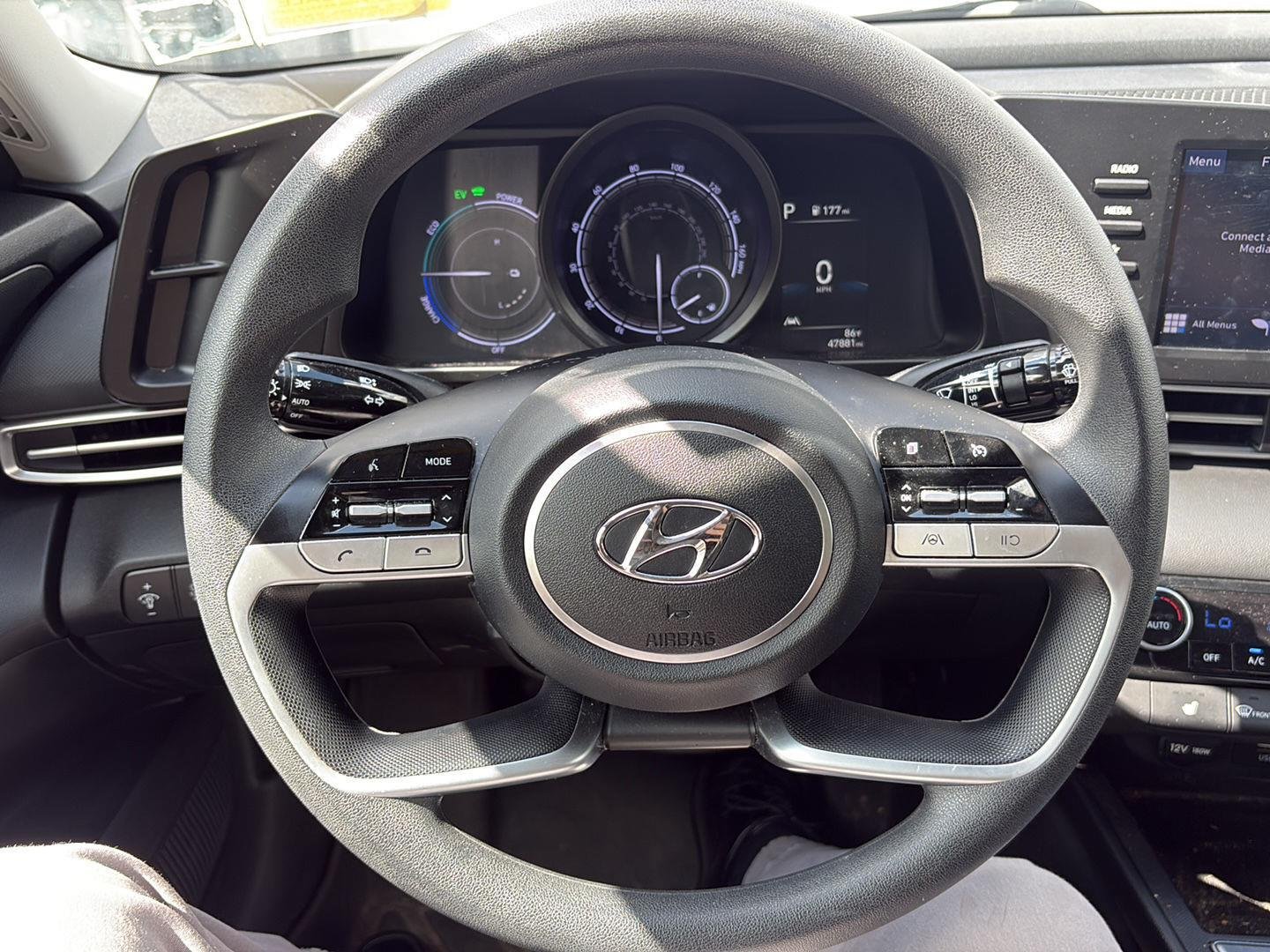 Used 2022 Electric Shadow Hyundai Blue image 20