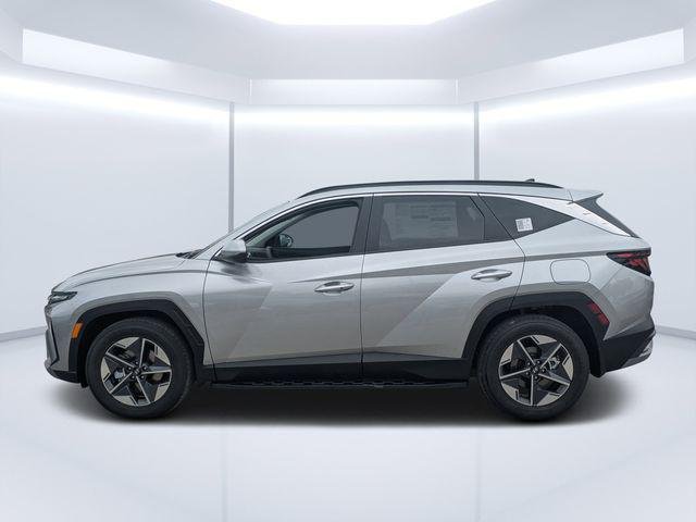 New 2026 Silver Hyundai SEL FWD image 6