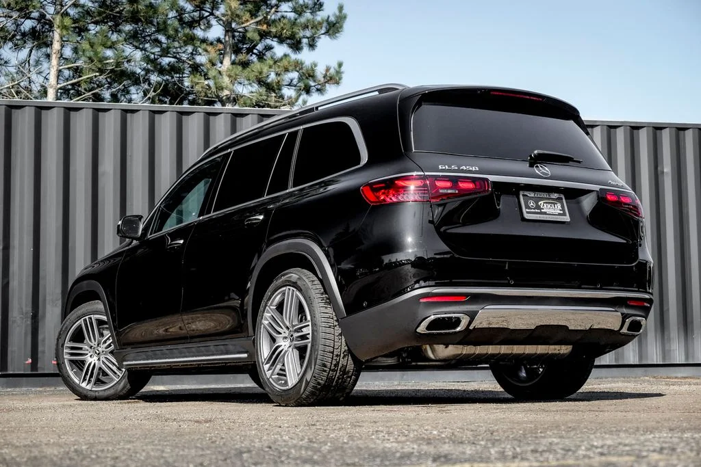 New 2026 Obsidian Black Metallic Mercedes-Benz GLS 450 image 2