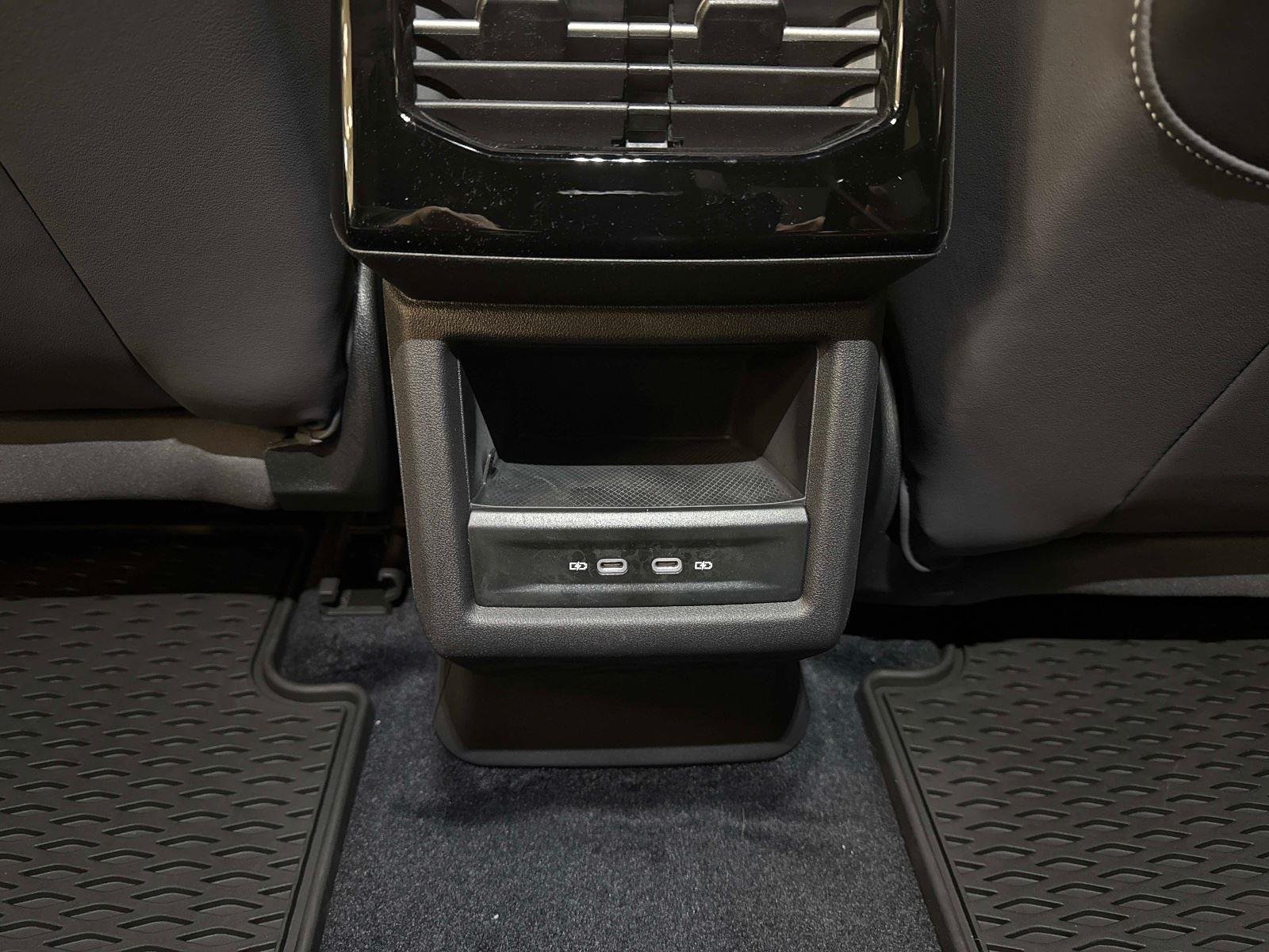 2026 Volkswagen ID.4 PRO - Photo 16