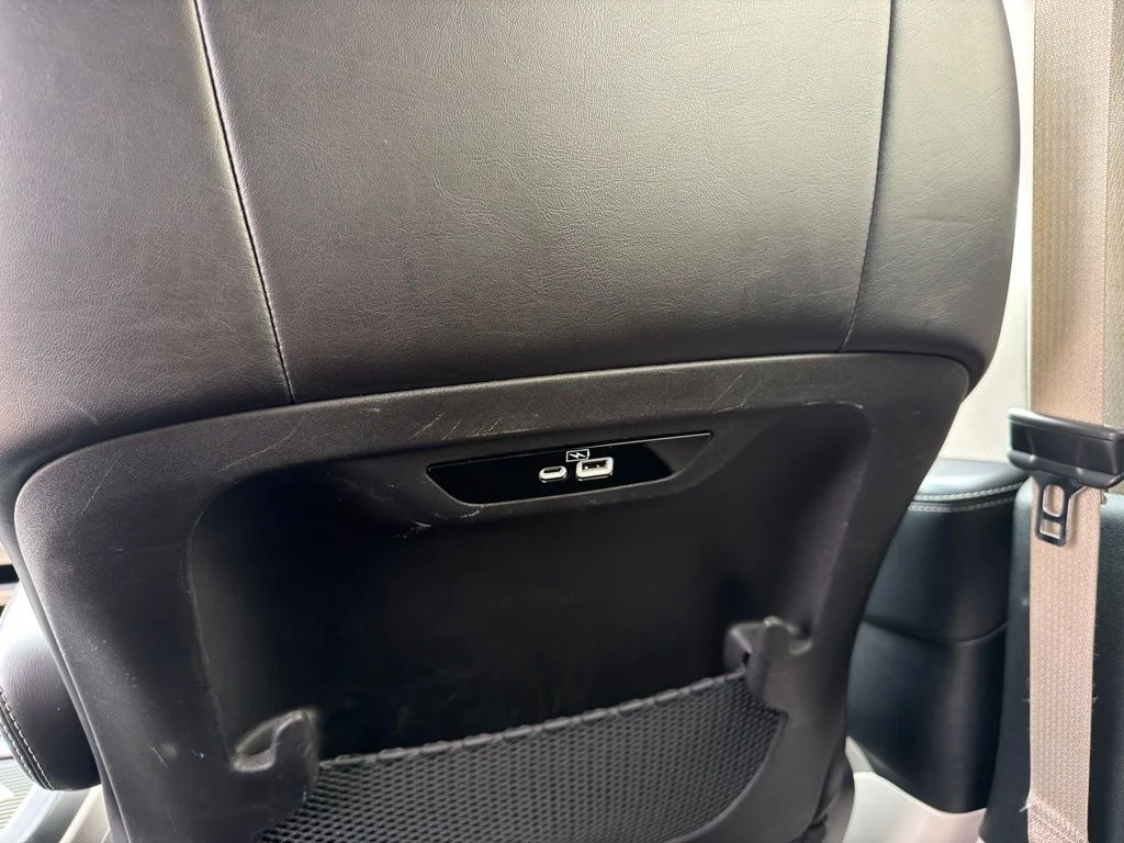 Used 2023 Black Chrysler Touring L image 15
