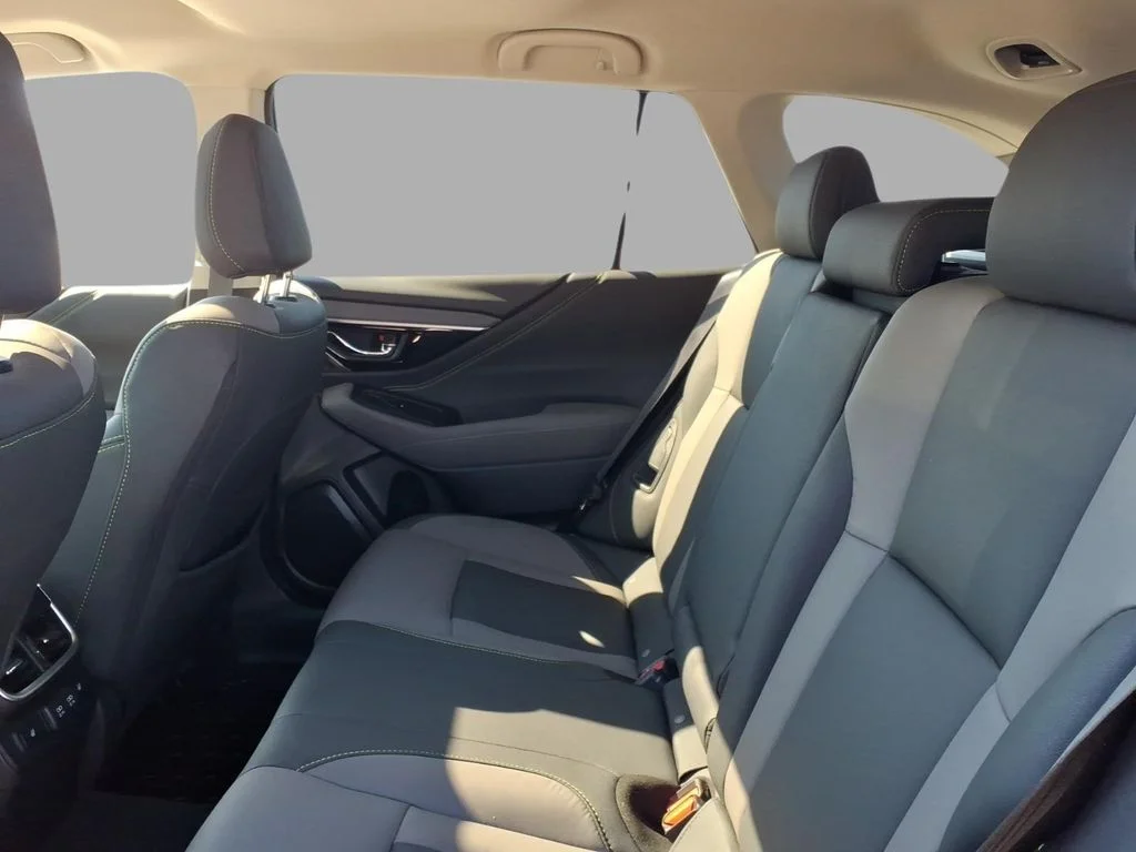 Used 2022 Blue Subaru Onyx Edition XT image 9