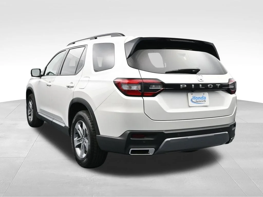 New 2026 Platinum White Pearl Honda EX-L image 5