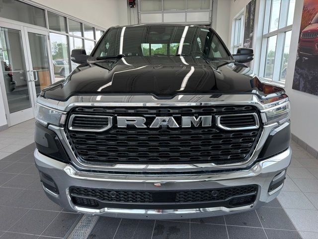 New 2026 Diamond Black Crystal Pearl-Coat Exterior Paint RAM Big Horn/Lone Star image 2