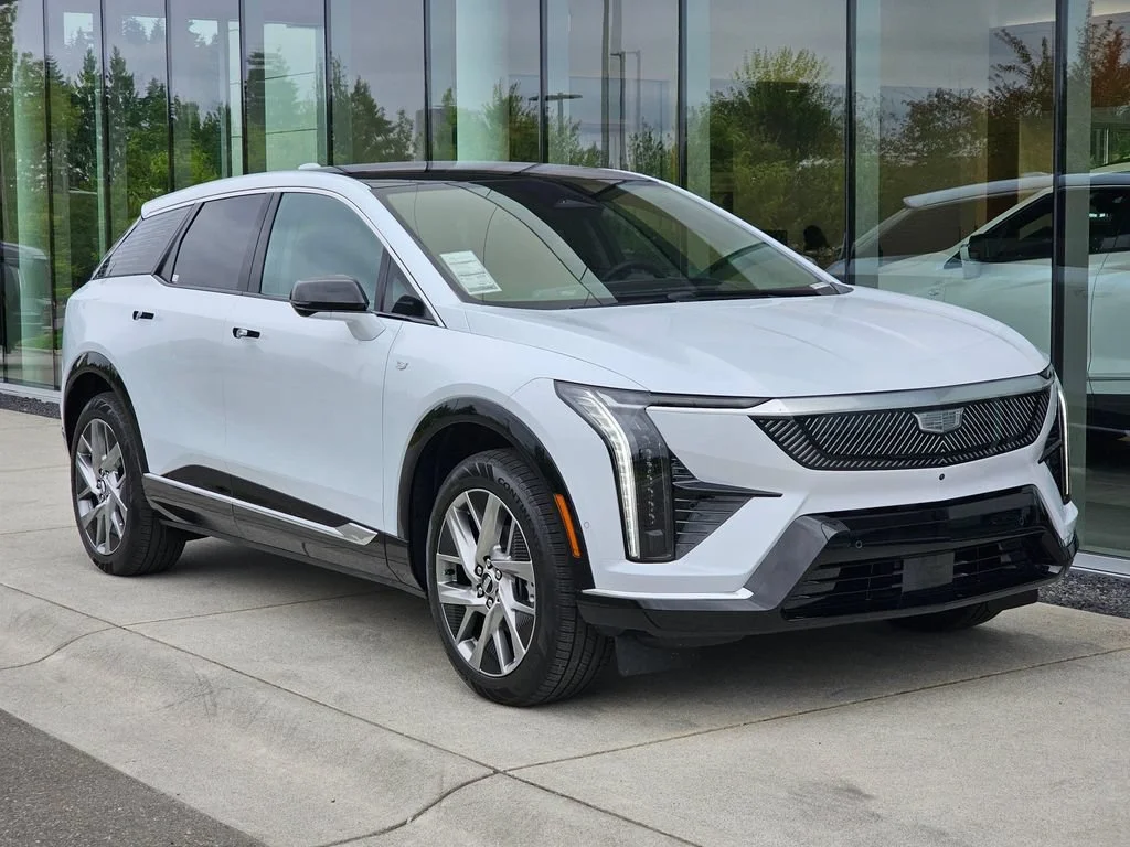 New 2026 Vibrant White Tricoat Cadillac Luxury image 7