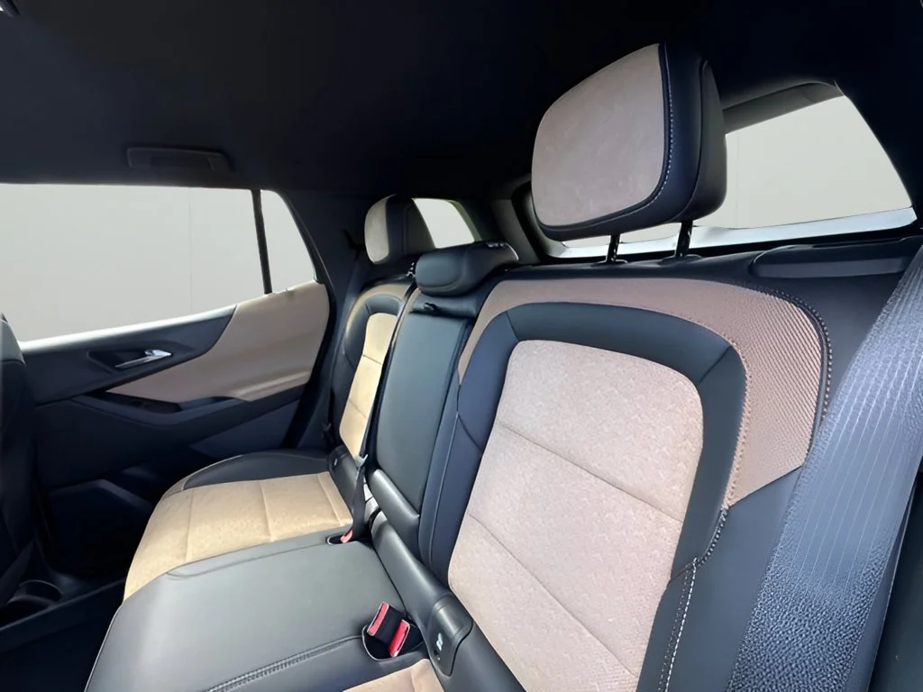 New 2027 Polar White Tricoat Chevrolet ACTIV image 20