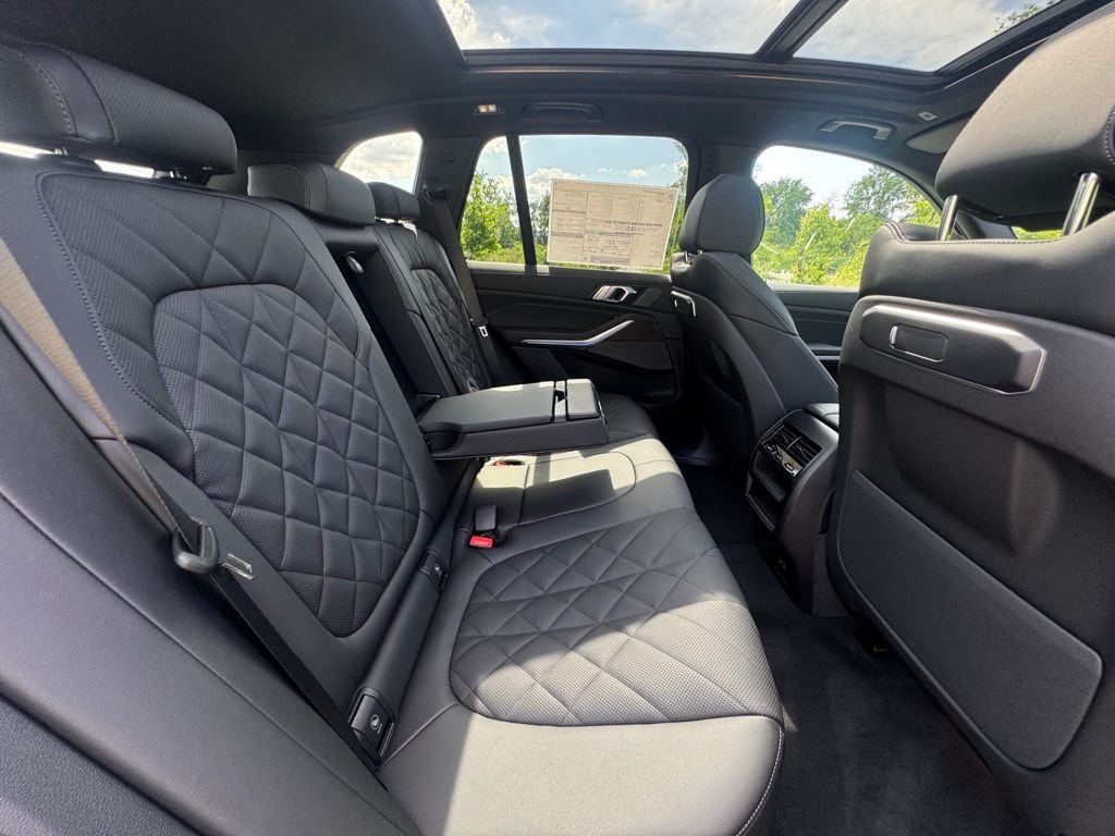 2026 BMW X5 50e - Photo 21