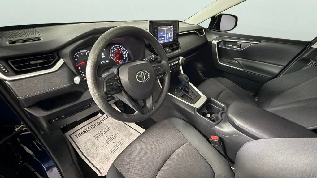 Used 2019 Blue Toyota XLE image 18