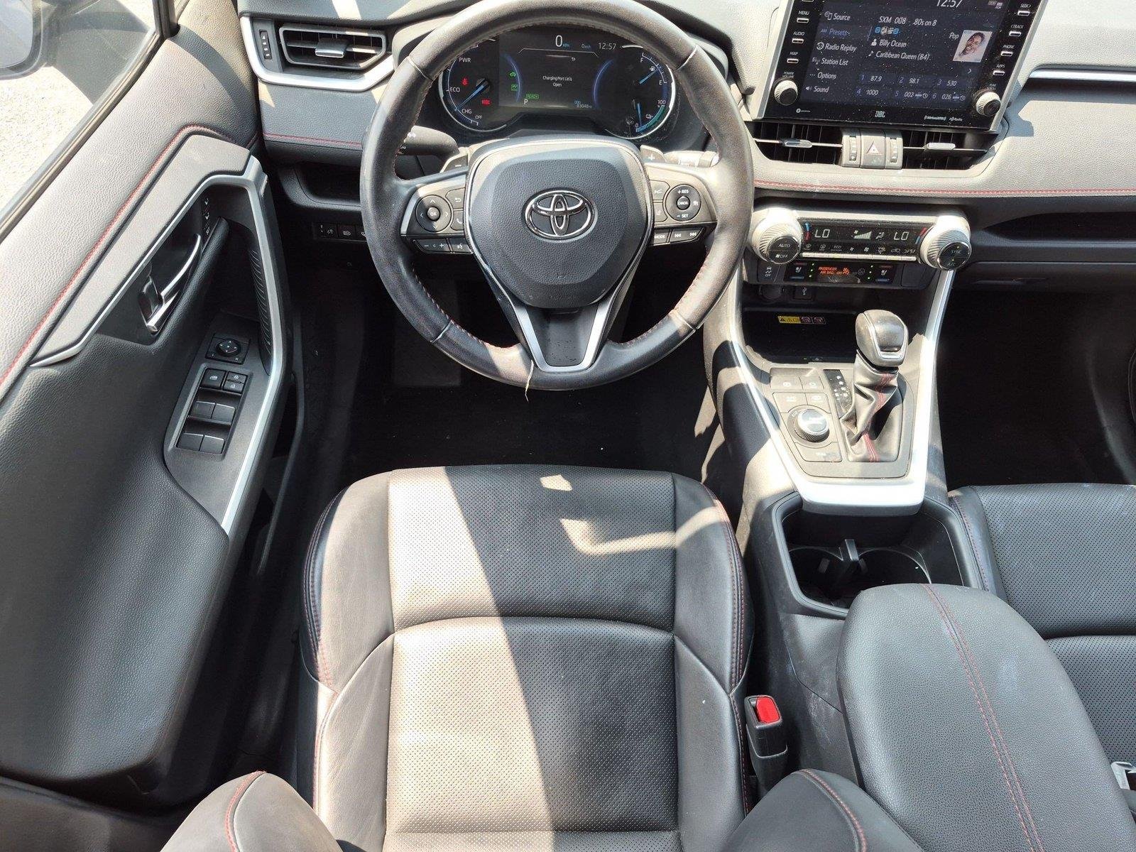 Used 2022  Toyota XSE image 33