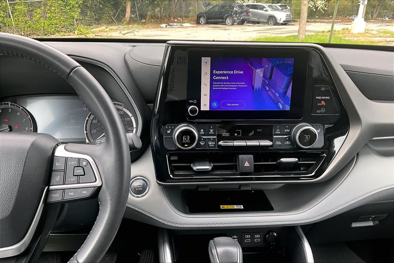 2023 Toyota Highlander XLE - Photo 7