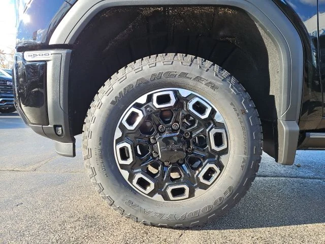 2026 GMC Sierra 3500HD Denali Ultimate - Photo 6