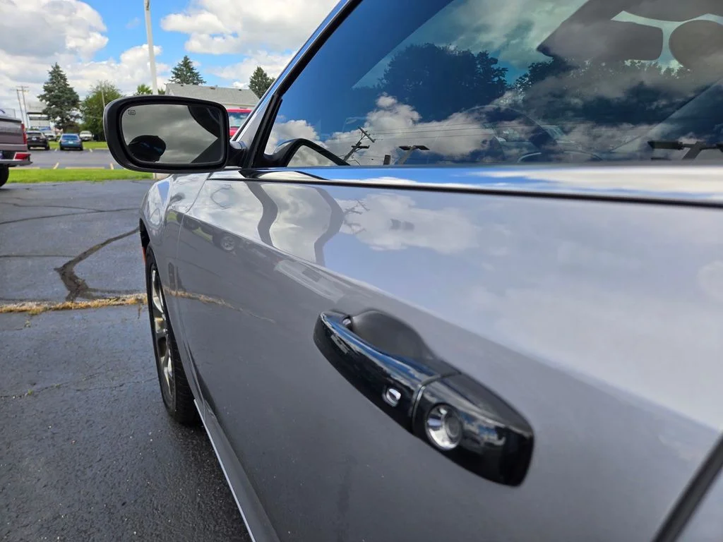 Used 2015 Billet Silver Metallic Clearcoat Chrysler C image 41