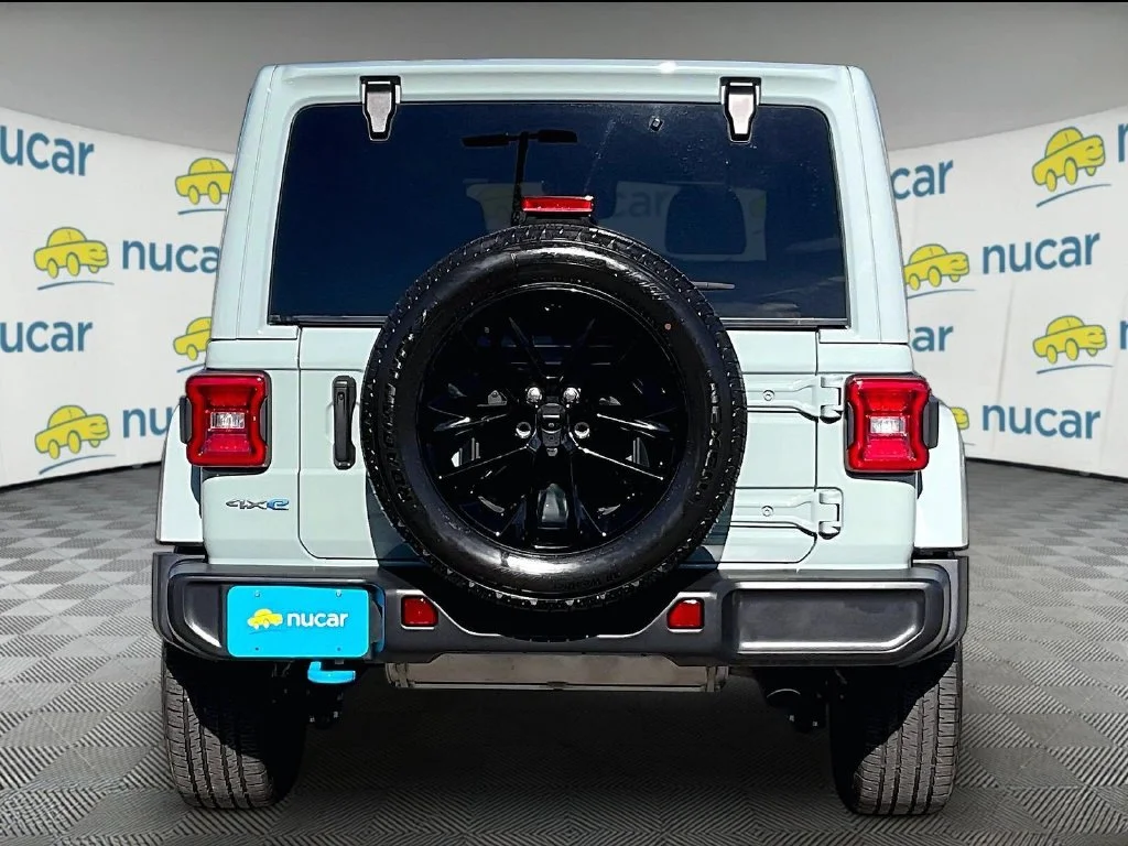 Used 2024 Gray Jeep Sahara 4xe image 5