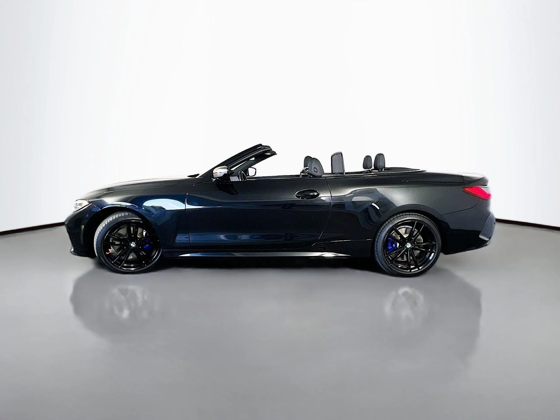 Certified Used 2023 Black BMW M440i xDrive image 5