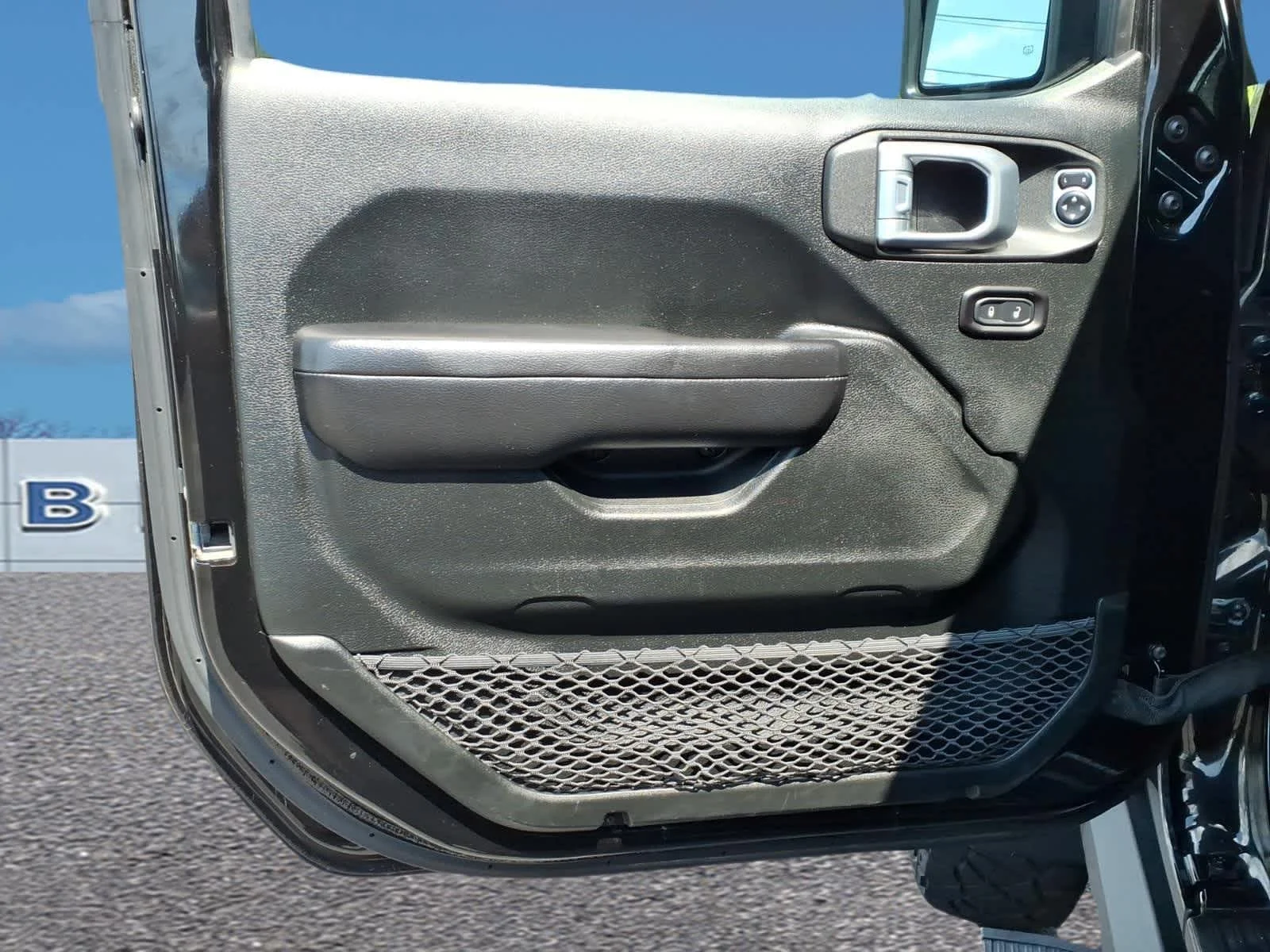 Used 2019 Black Clearcoat Jeep Rubicon image 11