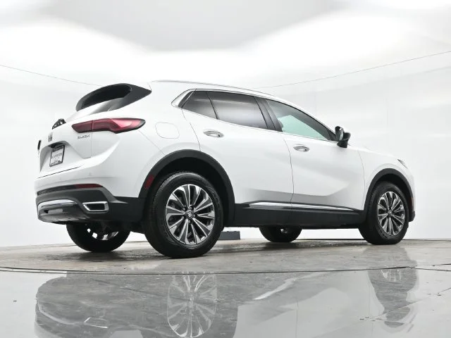 Used 2024 Summit White Buick Preferred image 30