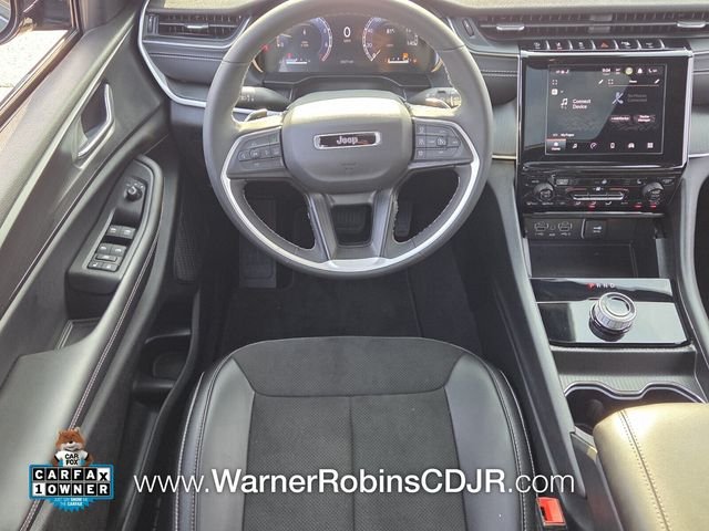 Used 2025 Black Jeep Altitude X image 7