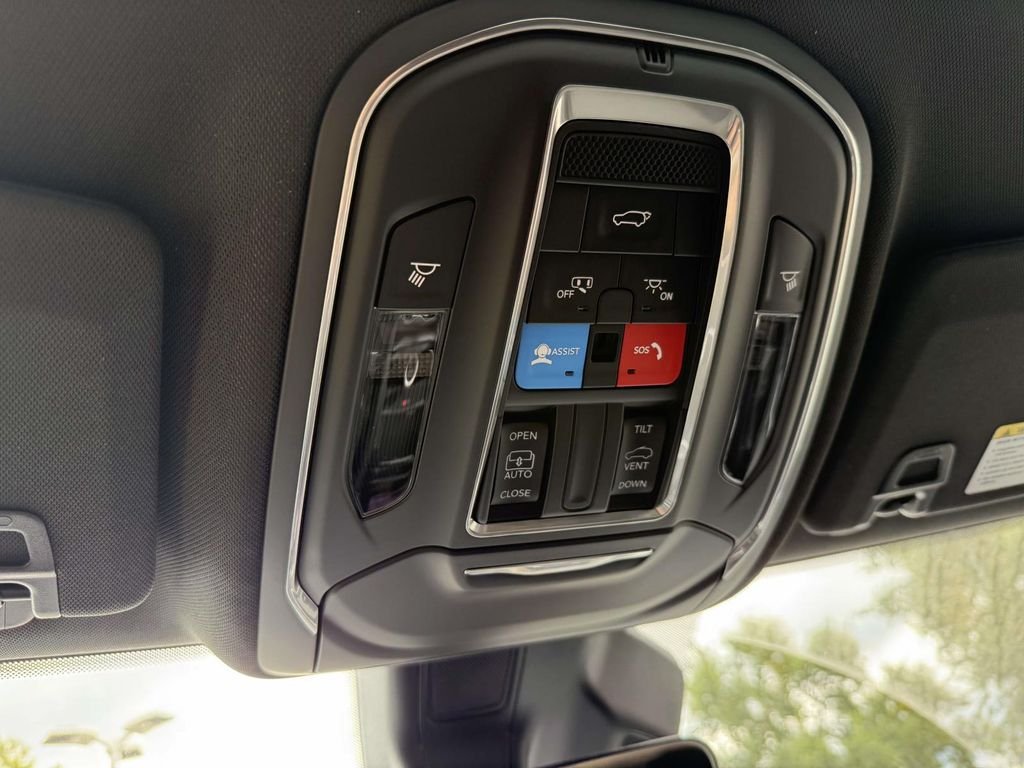 2025 Jeep Grand Cherokee Altitude - Photo 32