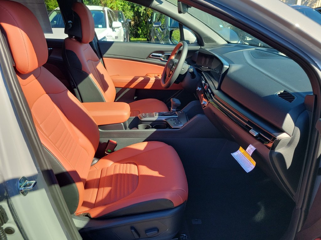New 2027 Wolf Gray Kia SX Prestige image 5
